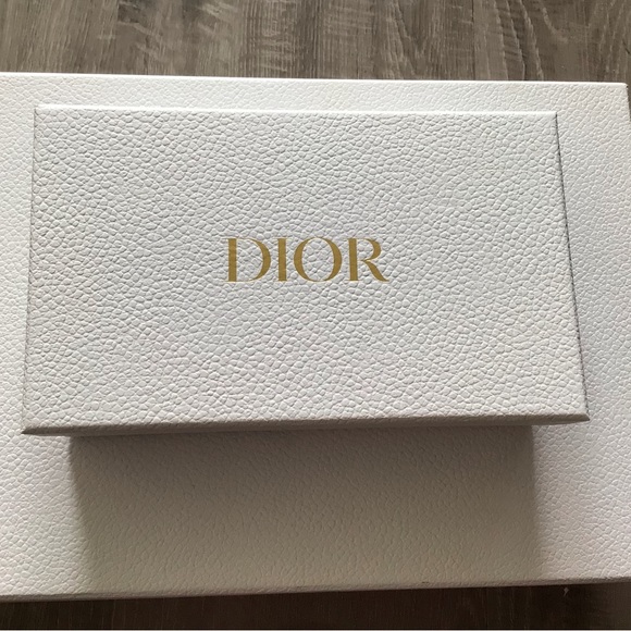 Two gift boxes - Picture 8 of 9